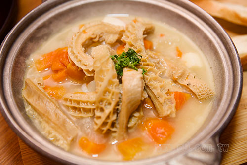 ABVfood_0707_5.jpg