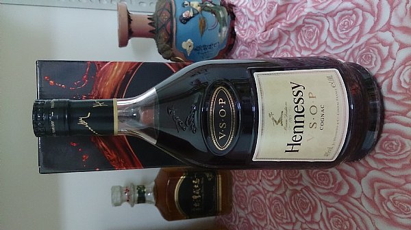 tw :::品酒网::: 各式威士忌,葡萄酒,红酒,高粱酒,白兰地,调酒,您买酒