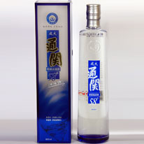 台灣 成大酒廠 成大通關特級58度高粱酒 600ml