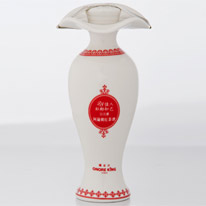 台灣 耀金台 二八佳人阿薩姆紅茶酒 瓷瓶裝 100ml 