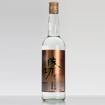 台灣 萊嘉酒廠 成功陳年高粱酒 600ml(已絕版)