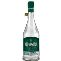 俄羅斯 西伯利亞製酒集團 雪松菓伏特加 700ml