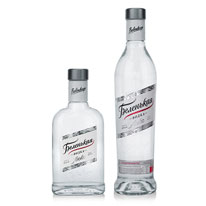 俄羅斯 比聯開亞 豪華牌伏特加 750ml