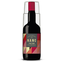 紐西蘭 喜樂尼酒廠 黑皮諾紅葡萄酒 Nano輕巧隨身瓶(附酒杯) 187ml