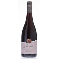 紐西蘭 鸚鵡螺莊園 2014黑皮諾紅葡萄酒 750ml