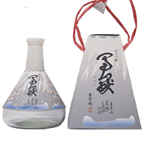 日本 春鶯囀 富嶽 純米吟釀 富士山瓶 300ml